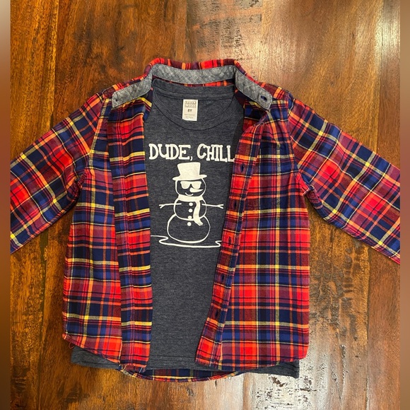 CHRISTMAS BUNDLE #2: 3 fun & festive boys shirts to mix & match - Picture 5 of 12